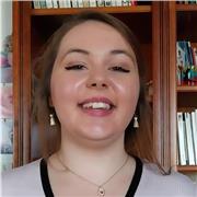 Je propose des cours particuliers en français et en histoire autour de la ville du Mans, après avoir obtenu un diplôme de droit aux Etats-Unis.